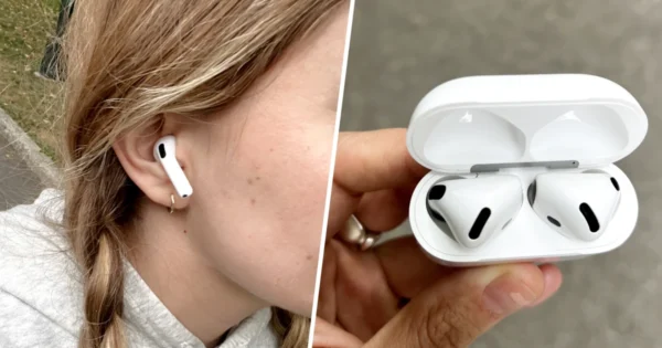 Latest AirPods 4 with ANC (Active Noise Cancellation) | Delhi Gadgets - Image 4