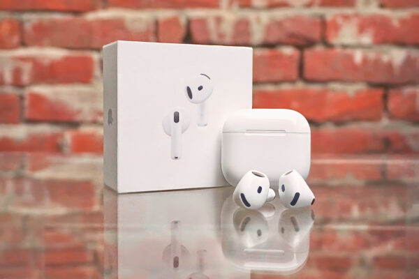 Latest AirPods 4 with ANC (Active Noise Cancellation) | Delhi Gadgets - Image 3