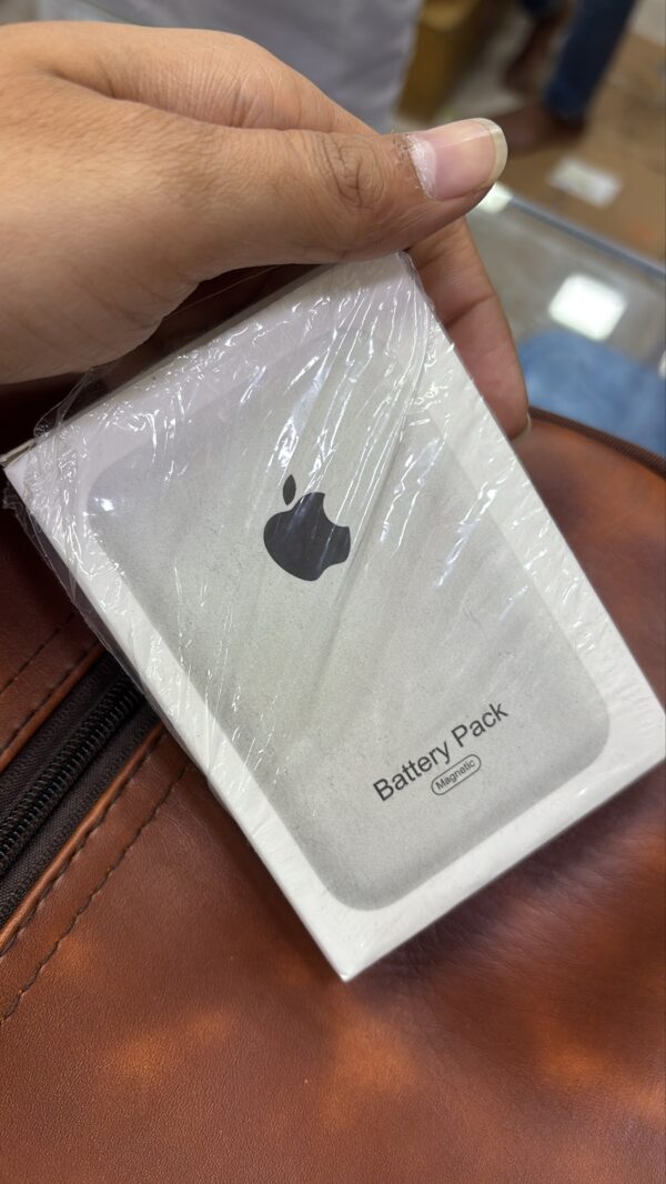 MagSafe 10000MAH Powerbank | Wireless Powerbank | Delhi Gadgets - Image 2